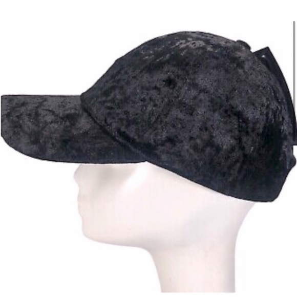 DAVID & YOUNG CRUSHED VELVET
BASEBALL CAP BLACK OS - Picture 8 of 11